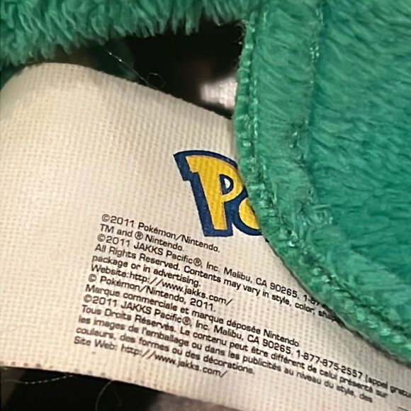 Pokémon Reversible Plush Poke Ball 10" 2011 SNIVY 5" Black & White Green Flip - Picture 4 of 7